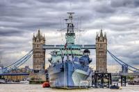 Brittania Rules the Thames�